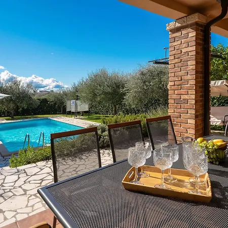 Casa Clara Mit Jacuzzi Und Panoramameerblick Prázdninový dům *